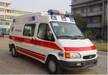 龙胜救护车租赁